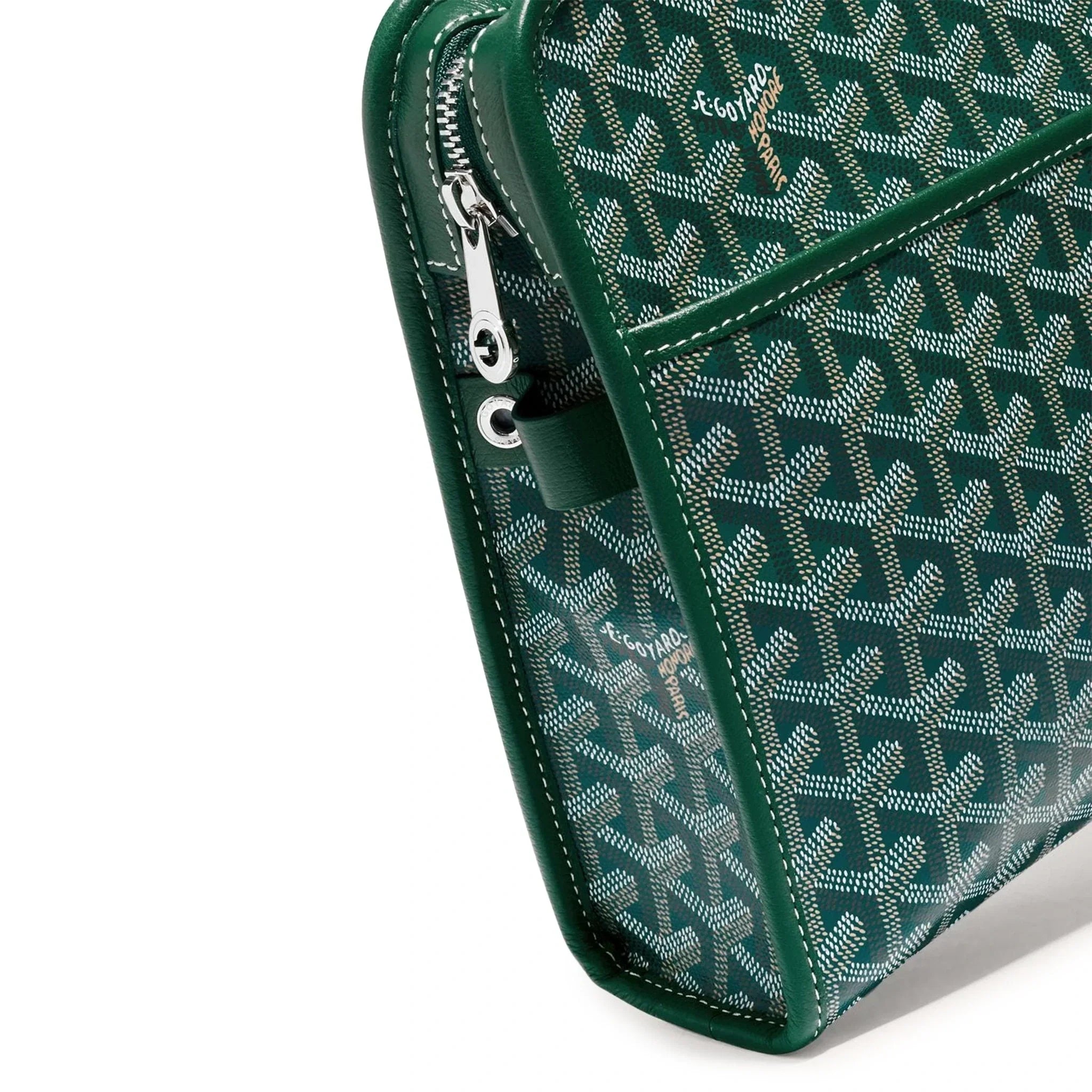 Detail view of Goyard Jouvence GM Green Washbag JOUVENGMLTY09CL09P